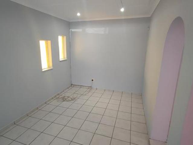 3 Bedroom House in Brackendowns