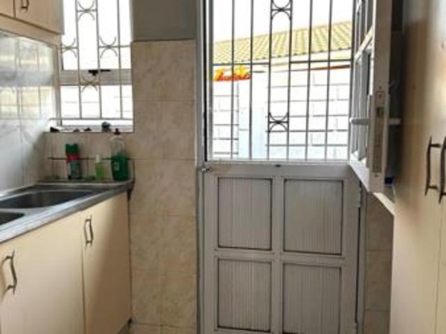 3 Bedroom House in Brackenham