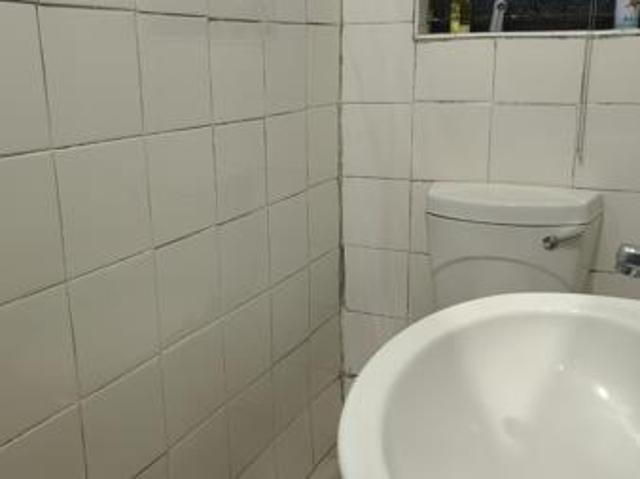 3 Bedroom House in Brackenham