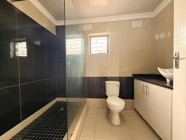 3 Bedroom House in Brackenham