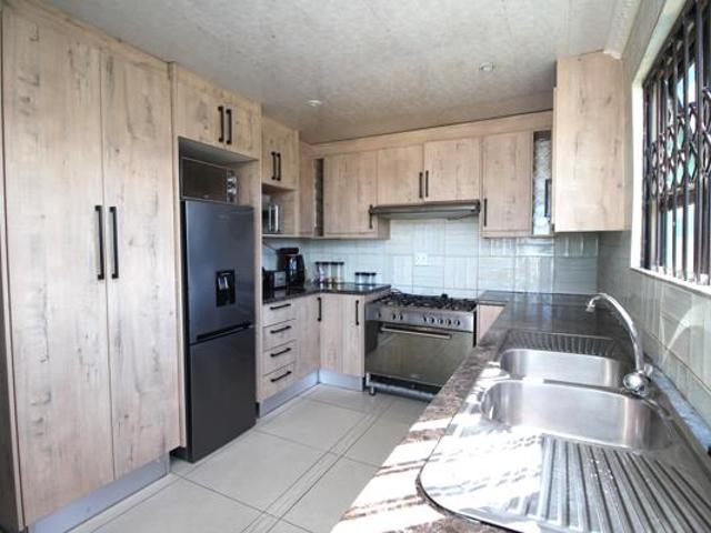 3 Bedroom House in Braelyn