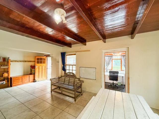 3 Bedroom House in Bredasdorp