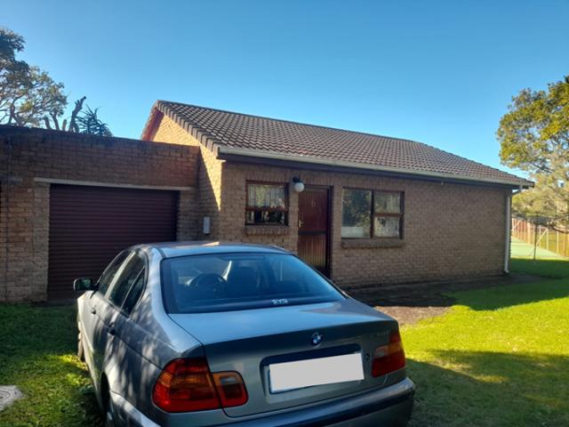 3 Bedroom House in Brenton On Lake