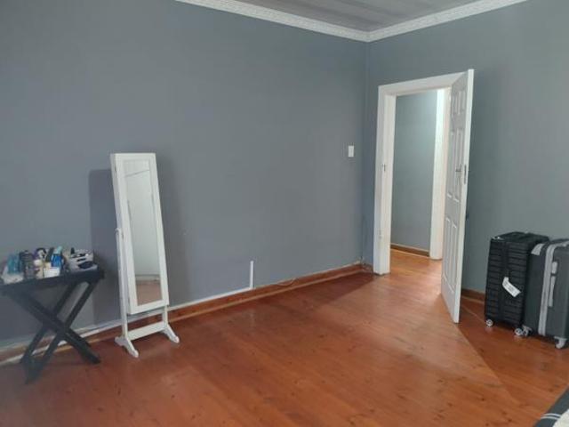 3 Bedroom House in Brighton Beach