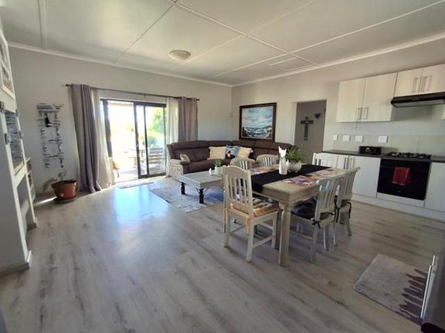 3 Bedroom House in Britannia Bay