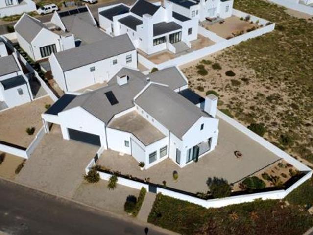 3 Bedroom House in Britannia Bay