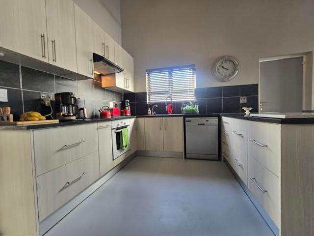 3 Bedroom House in Britannia Reef Estate