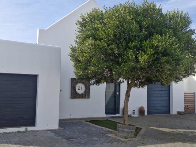 3 Bedroom House in Brittania Bay