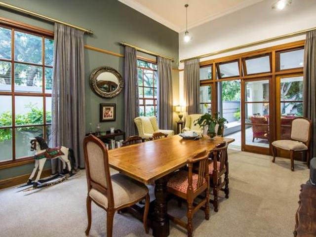 3 Bedroom House in Brooklyn