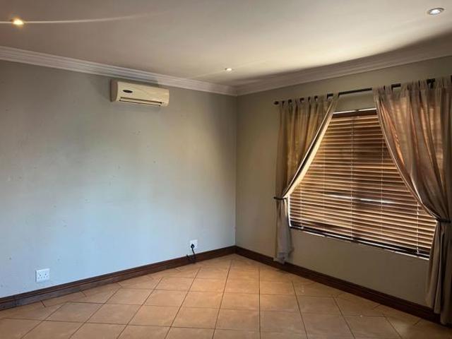 3 Bedroom House in Bronkhorstbaai