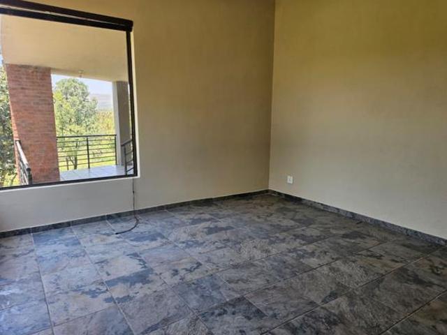 3 Bedroom House in Buffelspoort Eco Estate