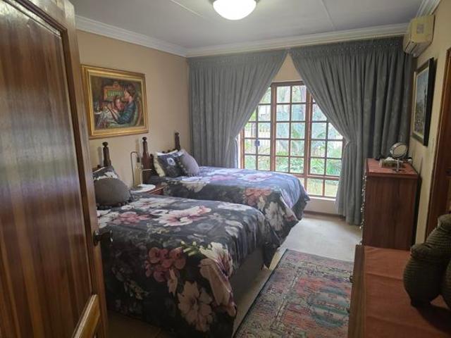 3 Bedroom House in Buisdorp