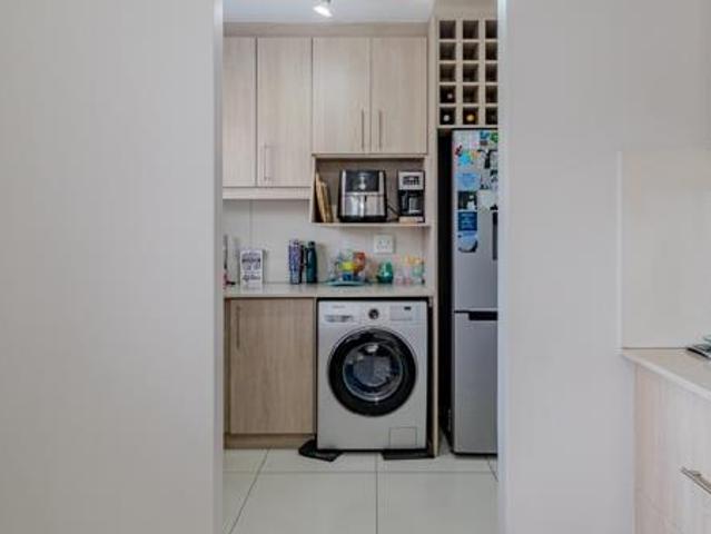 3 Bedroom House in Burgundy Estate