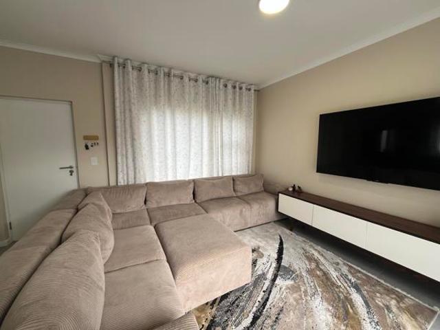 3 Bedroom House in Burgundy Estate
