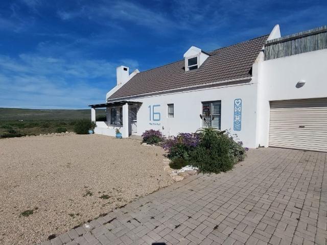 3 Bedroom House in Golden Mile