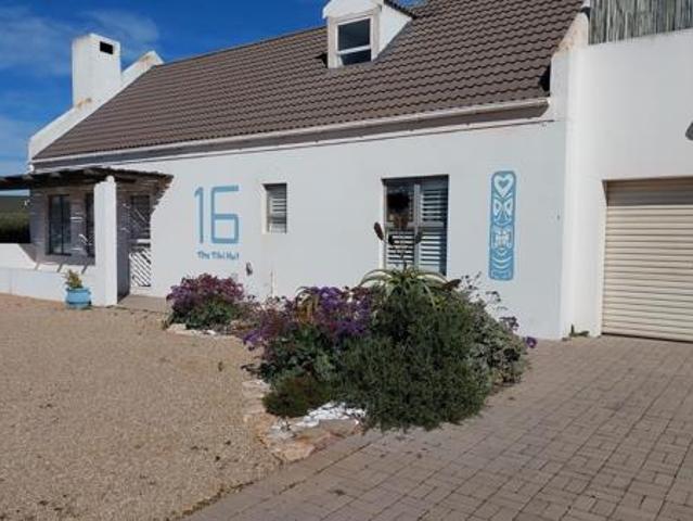 3 Bedroom House in Golden Mile