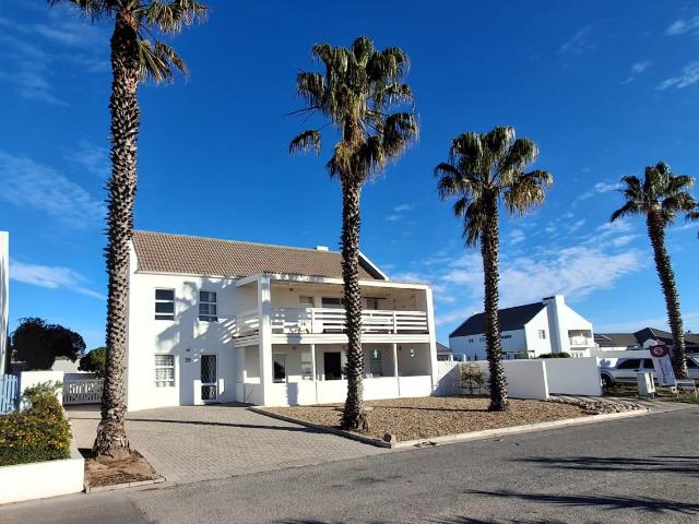 3 Bedroom House in Golden Mile
