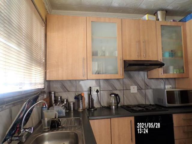 3 Bedroom House in Golden Gardens