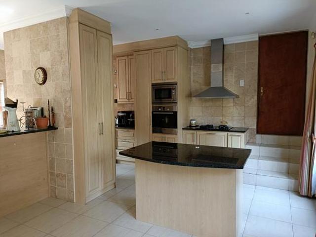 3 Bedroom House in Golden Hill
