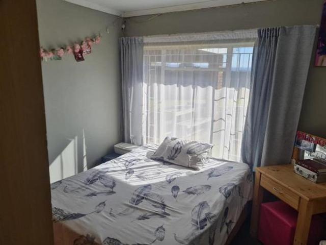 3 Bedroom House in Golf Park