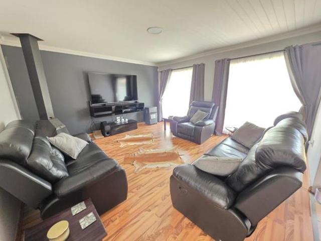 3 Bedroom House in Golf Park