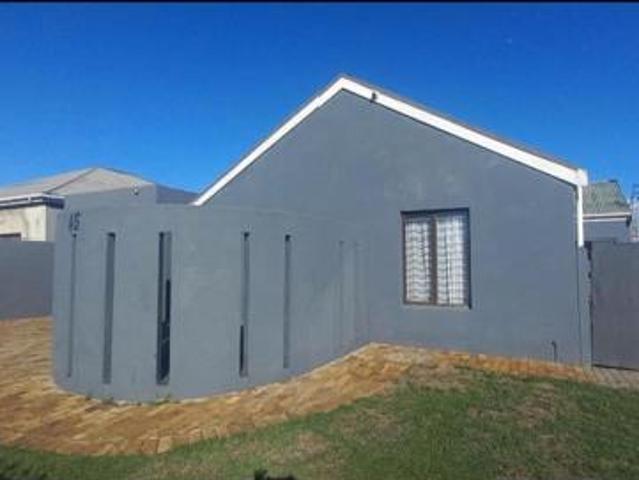 3 Bedroom House in Goodwood Estate