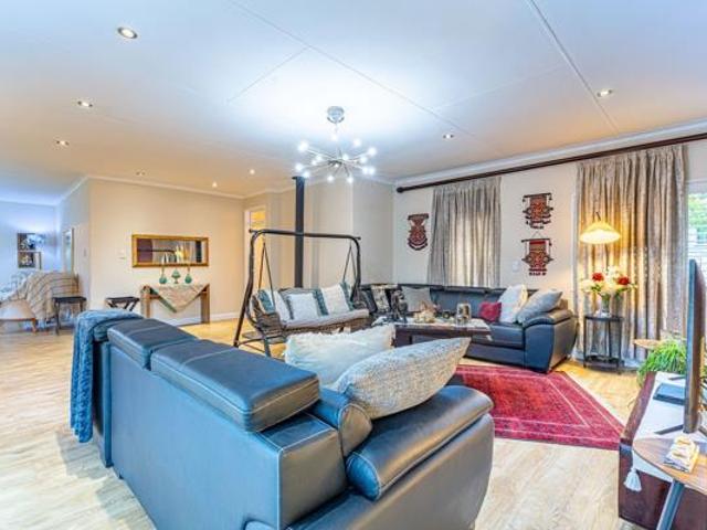 3 Bedroom House in Gallo Manor