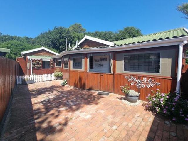 3 Bedroom House in Gamtoos Mouth