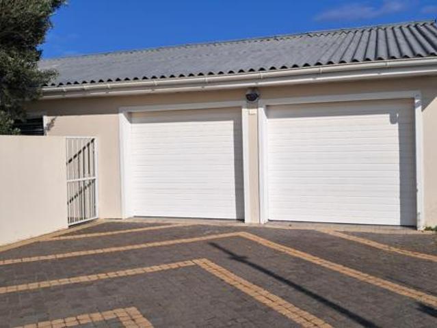 3 Bedroom House in Gansbaai