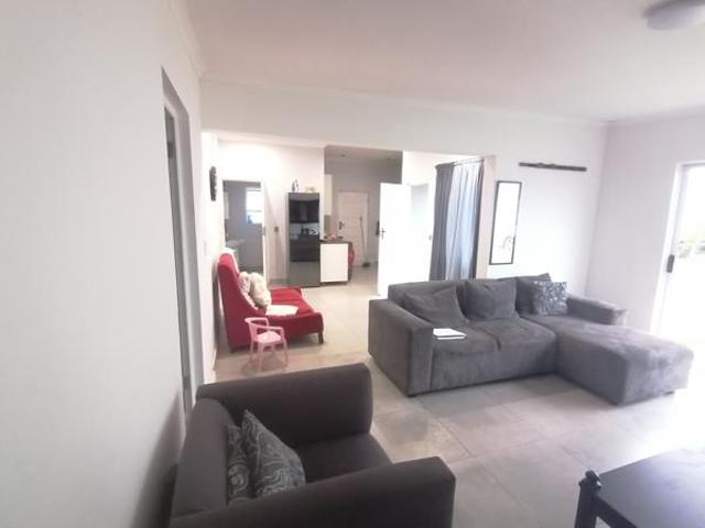 3 Bedroom House in Gansbaai