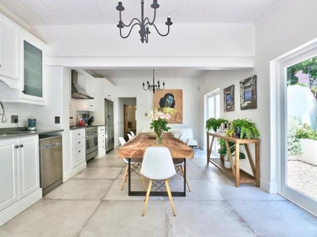 3 Bedroom House in Gardens