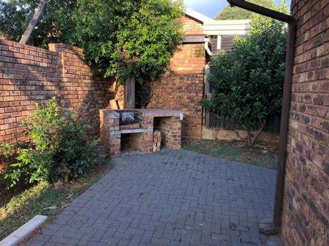 3 Bedroom House in Garsfontein