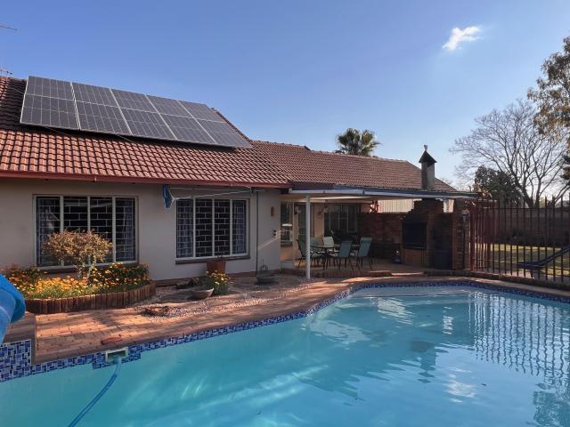 3 Bedroom House in Garsfontein