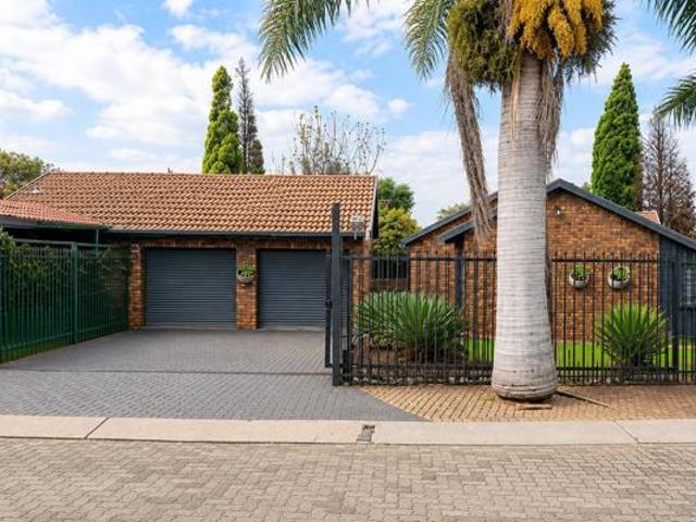 3 Bedroom House in Garsfontein