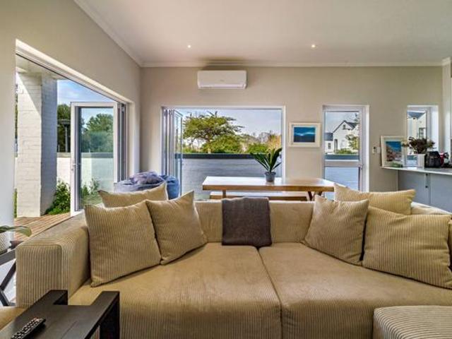 3 Bedroom House in Gevonden Estate