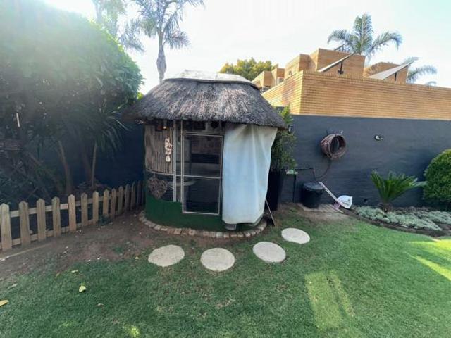 3 Bedroom House in Glen Erasmia