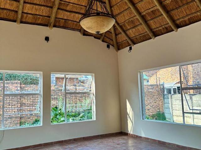 3 Bedroom House in Glen Marais