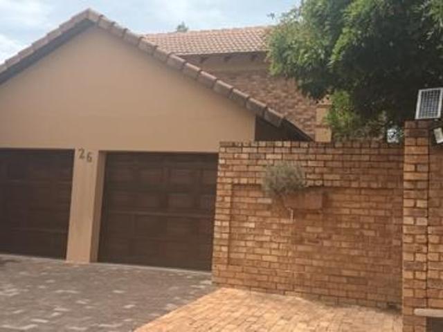 3 Bedroom House in Glen Marais