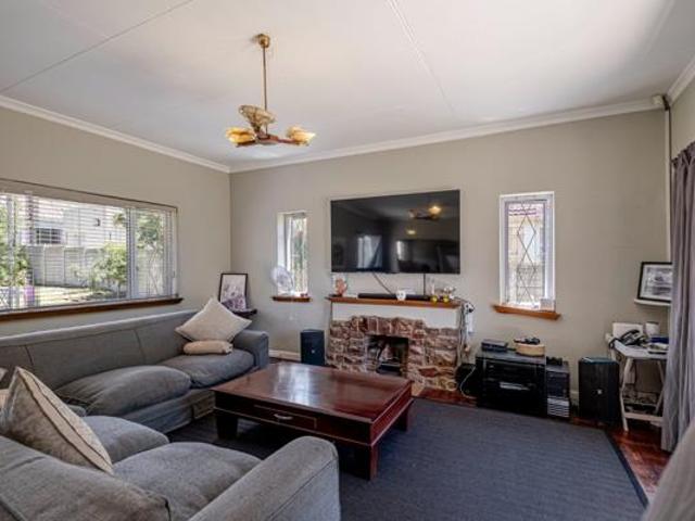 3 Bedroom House in Glendinningvale