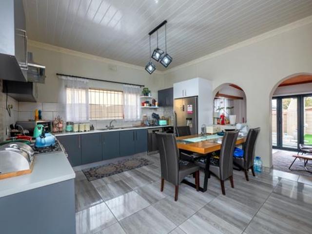 3 Bedroom House in Glenlily