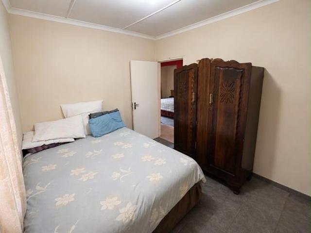3 Bedroom House in Glenwood