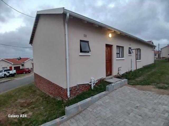 3 Bedroom House in Graceland