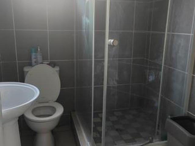 3 Bedroom House in Graceland