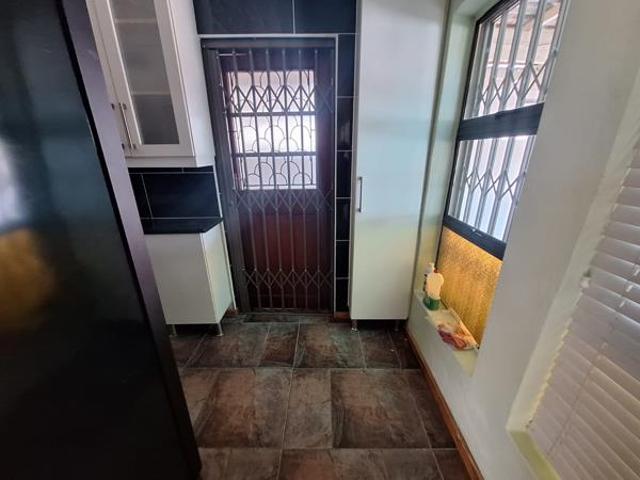 3 Bedroom House in Graceland