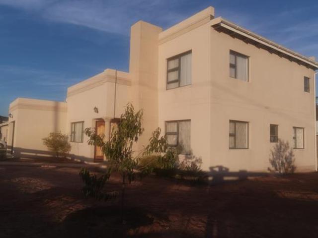 3 Bedroom House in Graaffwater
