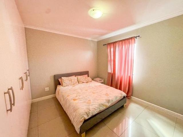 3 Bedroom House in Grassy Park