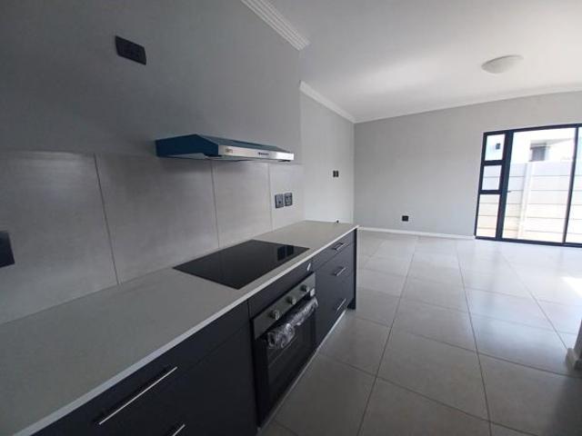3 Bedroom House in Grassy Park