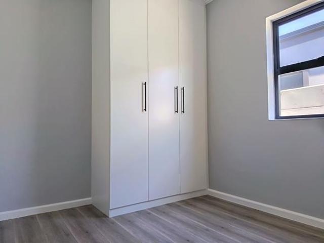 3 Bedroom House in Grassy Park