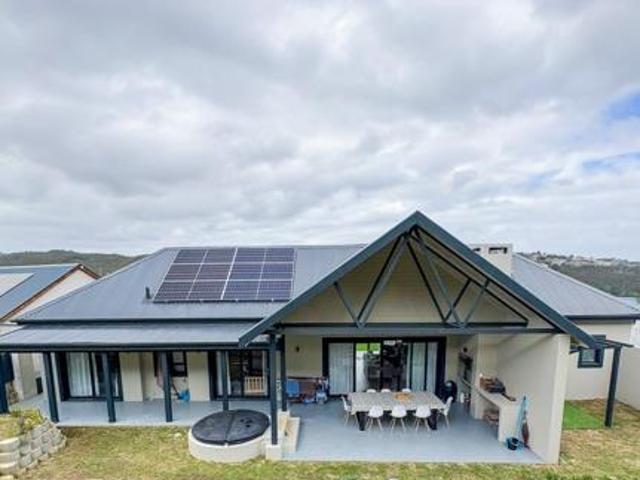 3 Bedroom House in Green Pastures