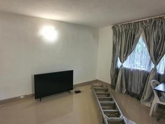 3 Bedroom House in Greenbury